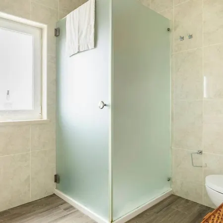Baiuca Holiday home Mestras